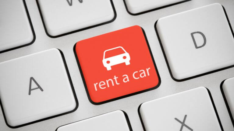 klawiatura rent a car reklama wypożyczalni aut online