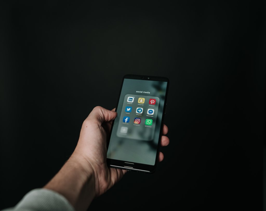 social media telefon